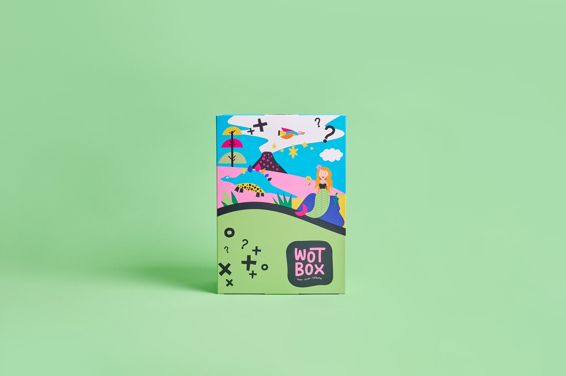 WOTBOX animals and nature kids gift box. Closed front shot of the gift box